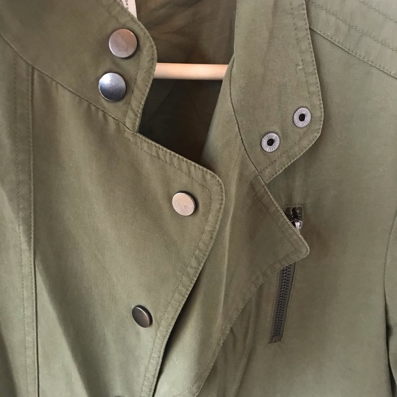 Mural military inspired short sleeved jacket - Picture 6 of 13